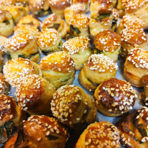 Medvehagymás pogácsa