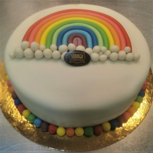 Szivárványos torta